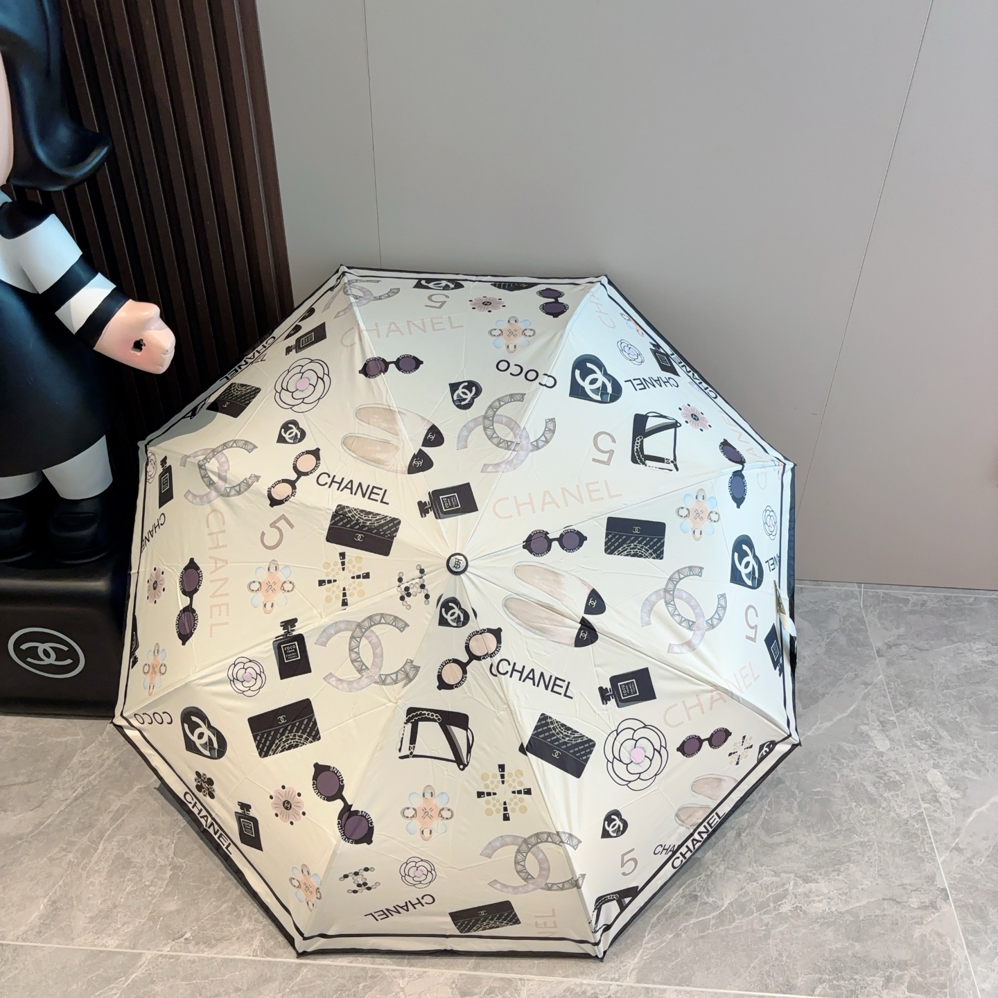  CHANEL（香奈儿）三折自动折叠晴雨伞 选用台湾进口UV防紫外线伞布 原单代工级品质  