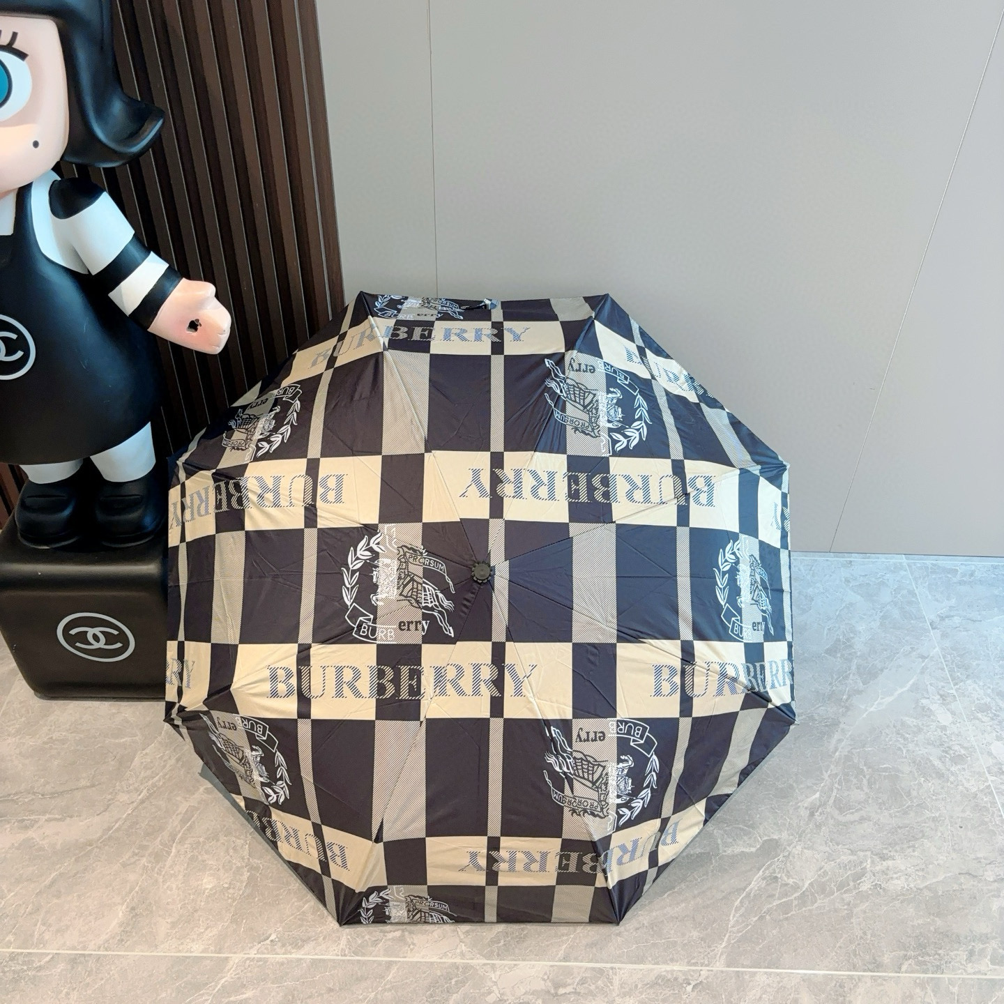  BURBERRY（巴宝莉） 三折自动折叠晴雨伞 年度巅峰之作 经典 高雅 时髦 这就是被称为英国BUR