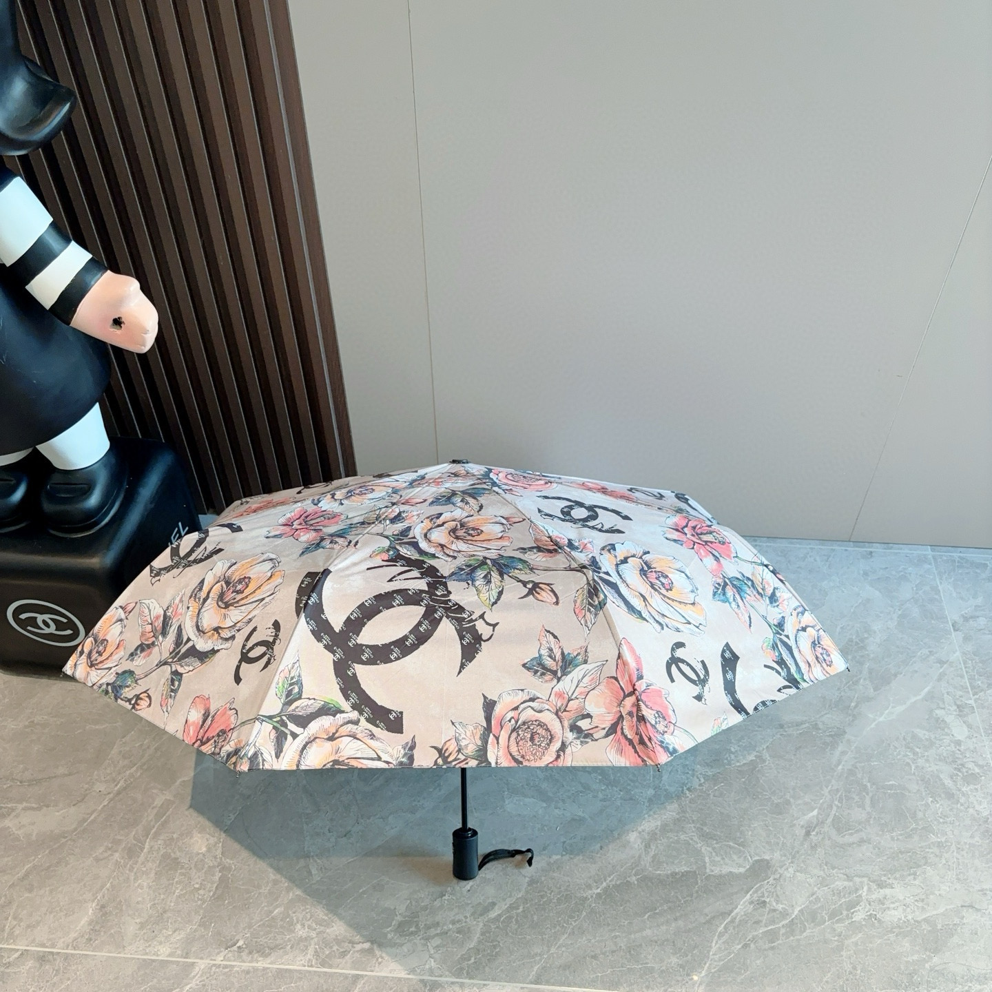  CHANEL（香奈儿）三折自动折叠晴雨伞 选用台湾进口UV防紫外线伞布 原单代工级品质  