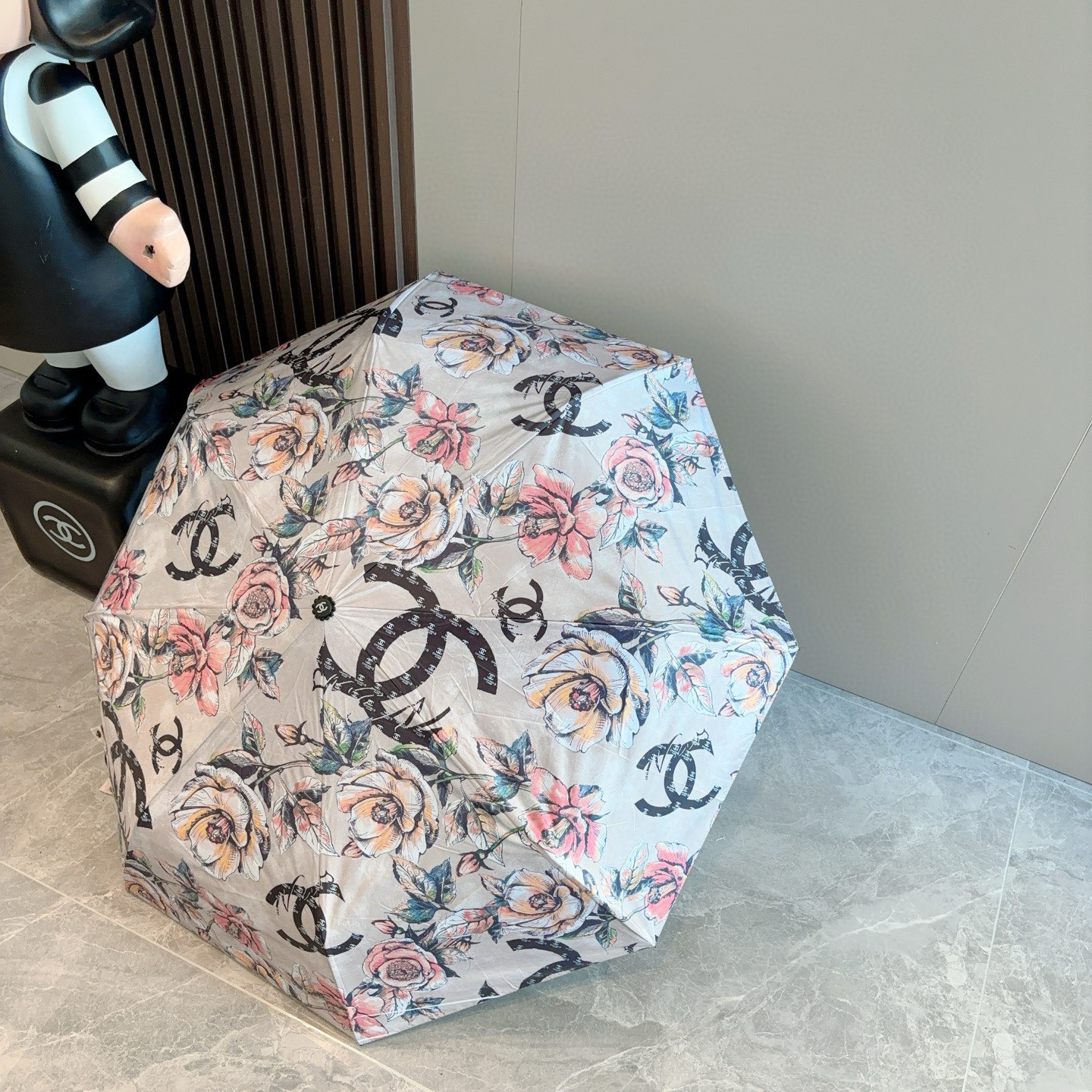  CHANEL（香奈儿）三折自动折叠晴雨伞 选用台湾进口UV防紫外线伞布 原单代工级品质  