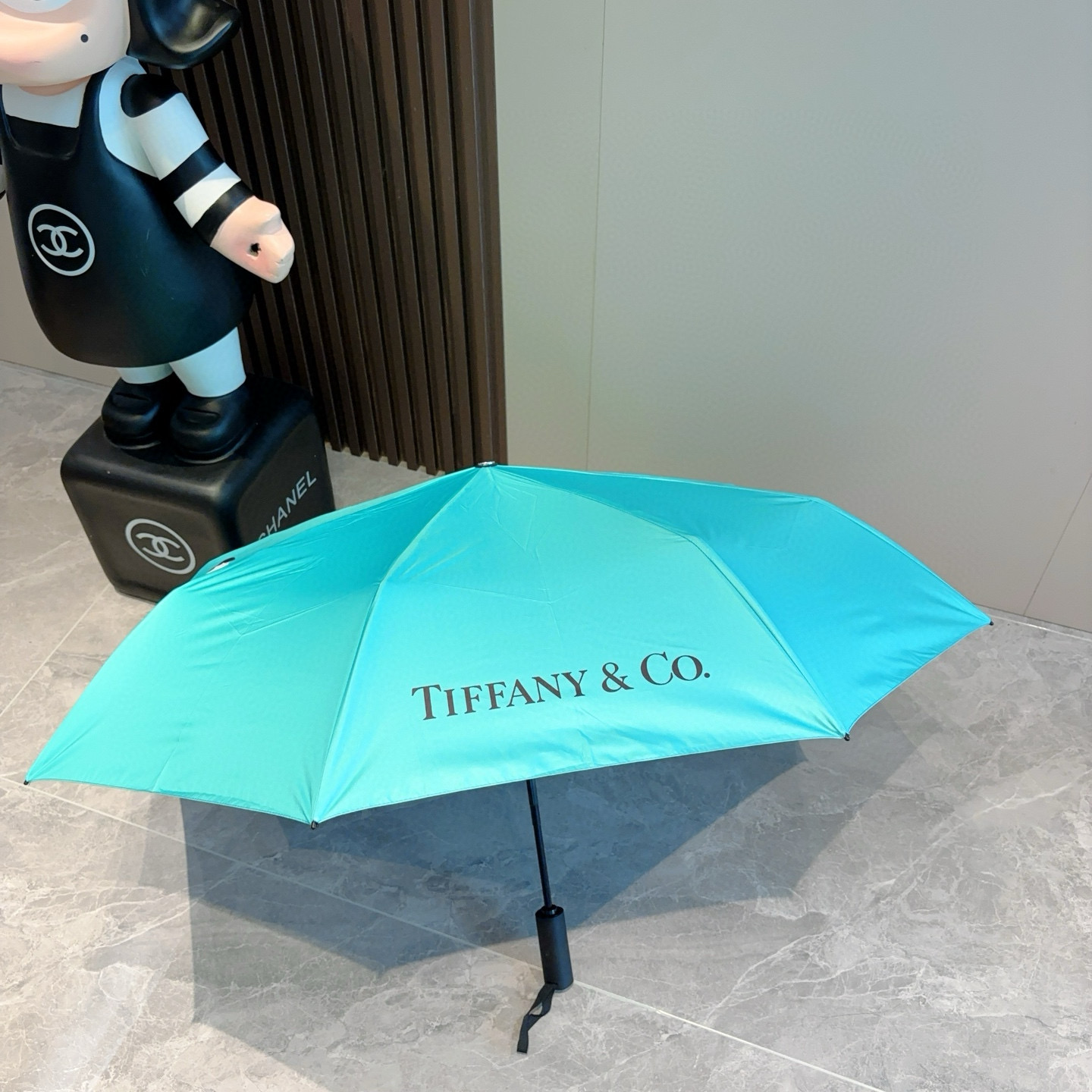 Tiffany蒂芙尼 💍时尚独特、三折自动折叠晴雨伞 火爆来袭 夏日里的小清新 高效阻隔紫外线涂层 有