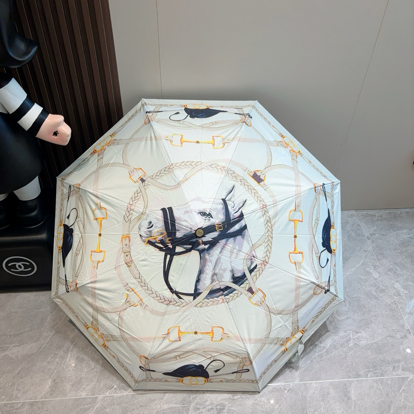  GUCCI古奇 三折自动折叠晴雨伞  时尚原单代工品质 细节精致 看得见的品质 打破一成不变 色泽纯正