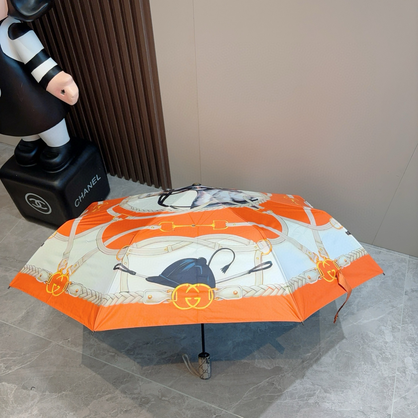  GUCCI古奇 三折自动折叠晴雨伞  时尚原单代工品质 细节精致 看得见的品质 打破一成不变 色泽纯正