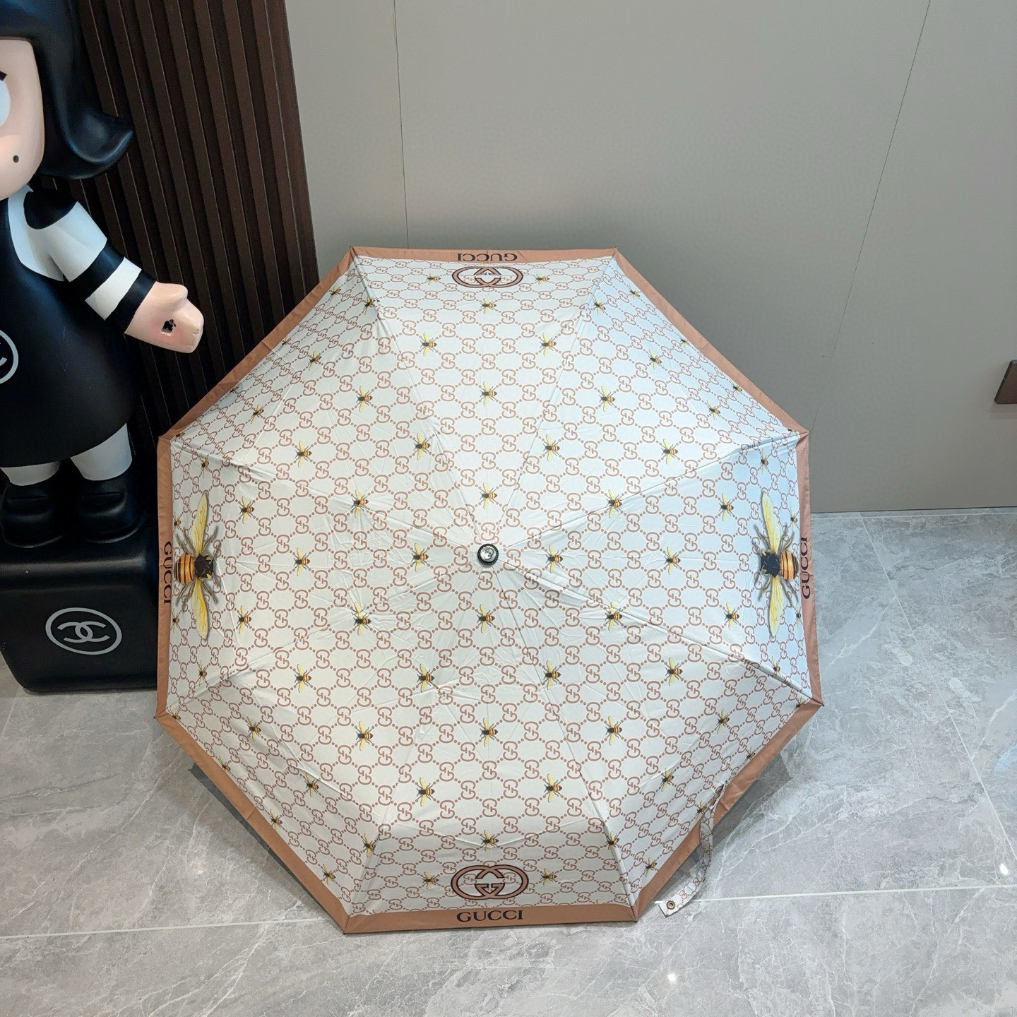  GUCCI古奇 三折自动折叠晴雨伞  时尚原单代工品质 细节精致 看得见的品质 打破一成不变 色泽纯正