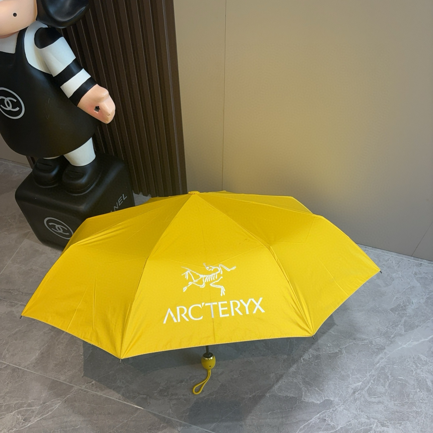  ARCTERYX（始祖鸟  ）三折自动折叠晴雨伞 新涂层技术深色伞面 拥有令人惊喜的遮光效果！3色