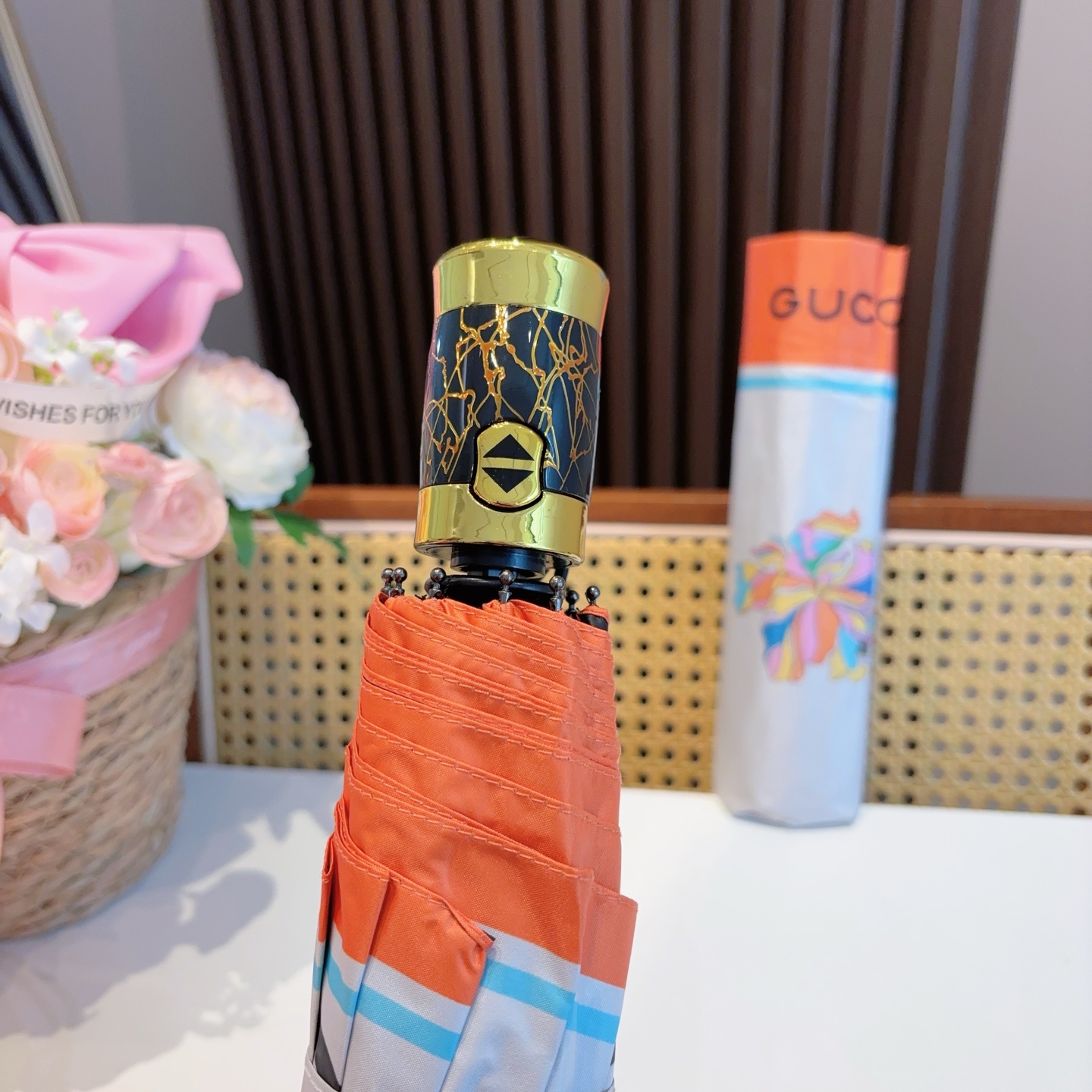  GUCCI古奇 三折自动折叠晴雨伞  时尚原单代工品质 细节精致 看得见的品质 打破一成不变 色泽纯正