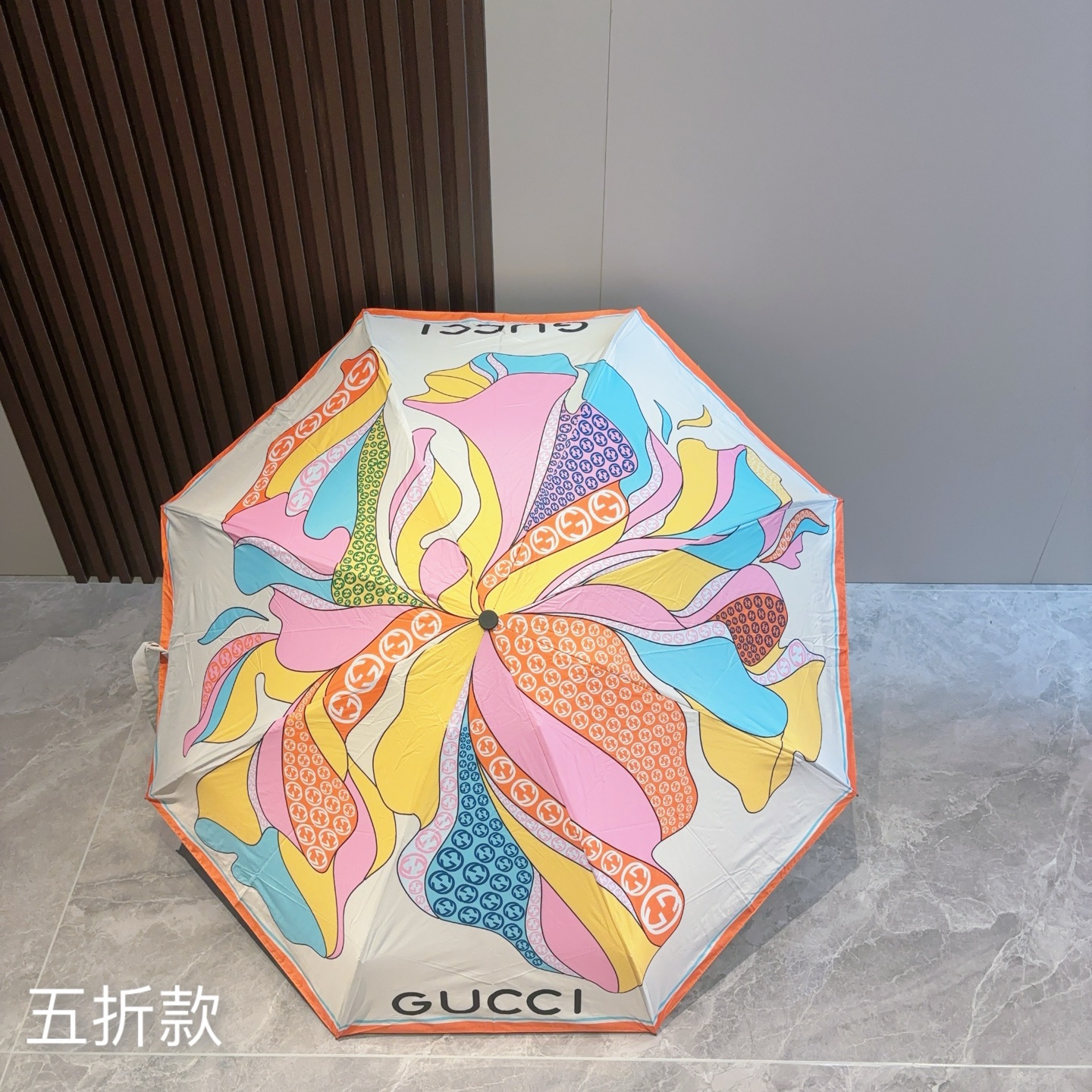 GUCCI（古奇）新款  五折手开折叠晴雨伞 选用台湾进口UV防紫外线伞布 原单代工级品质  🌹