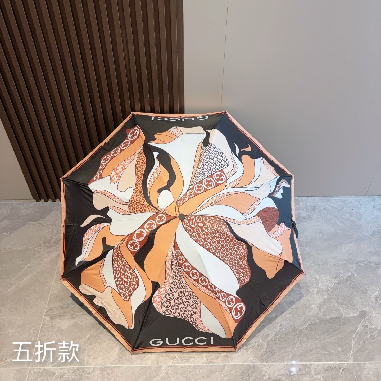GUCCI（古奇）新款  五折手开折叠晴雨伞 选用台湾进口UV防紫外线伞布 原单代工级品质  🌹