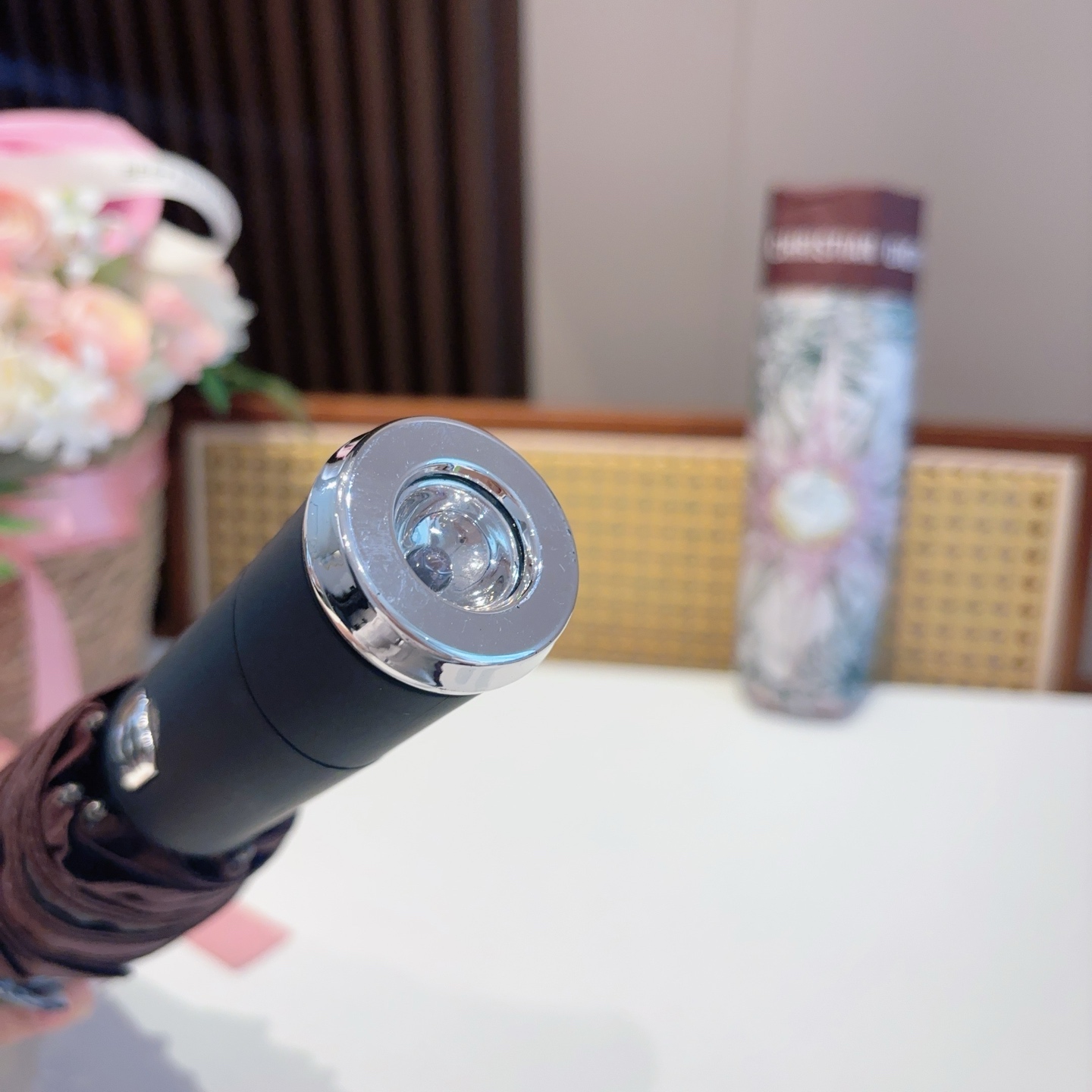 DIOR（迪奥）灯光款 三折自动折叠晴雨伞  时尚原单代工品质 细节精致 看得见的品质 打破一成不变 