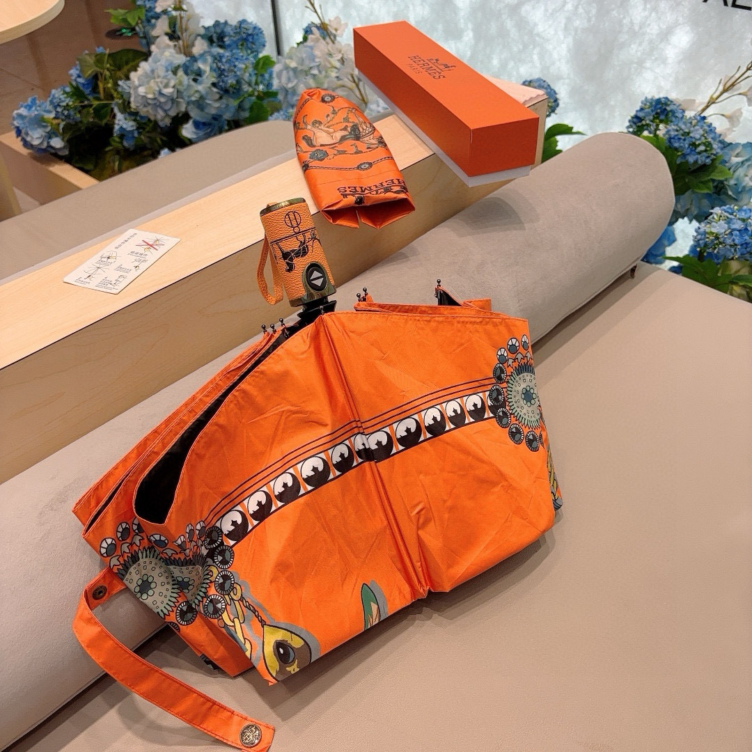     爱马仕（Hermès）  链条马 极品H家三折自动伞重磅呈现 以其精湛的工艺技术和源源不断的想像