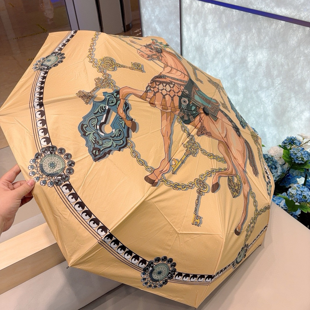     爱马仕（Hermès）  链条马 极品H家三折自动伞重磅呈现 以其精湛的工艺技术和源源不断的想像