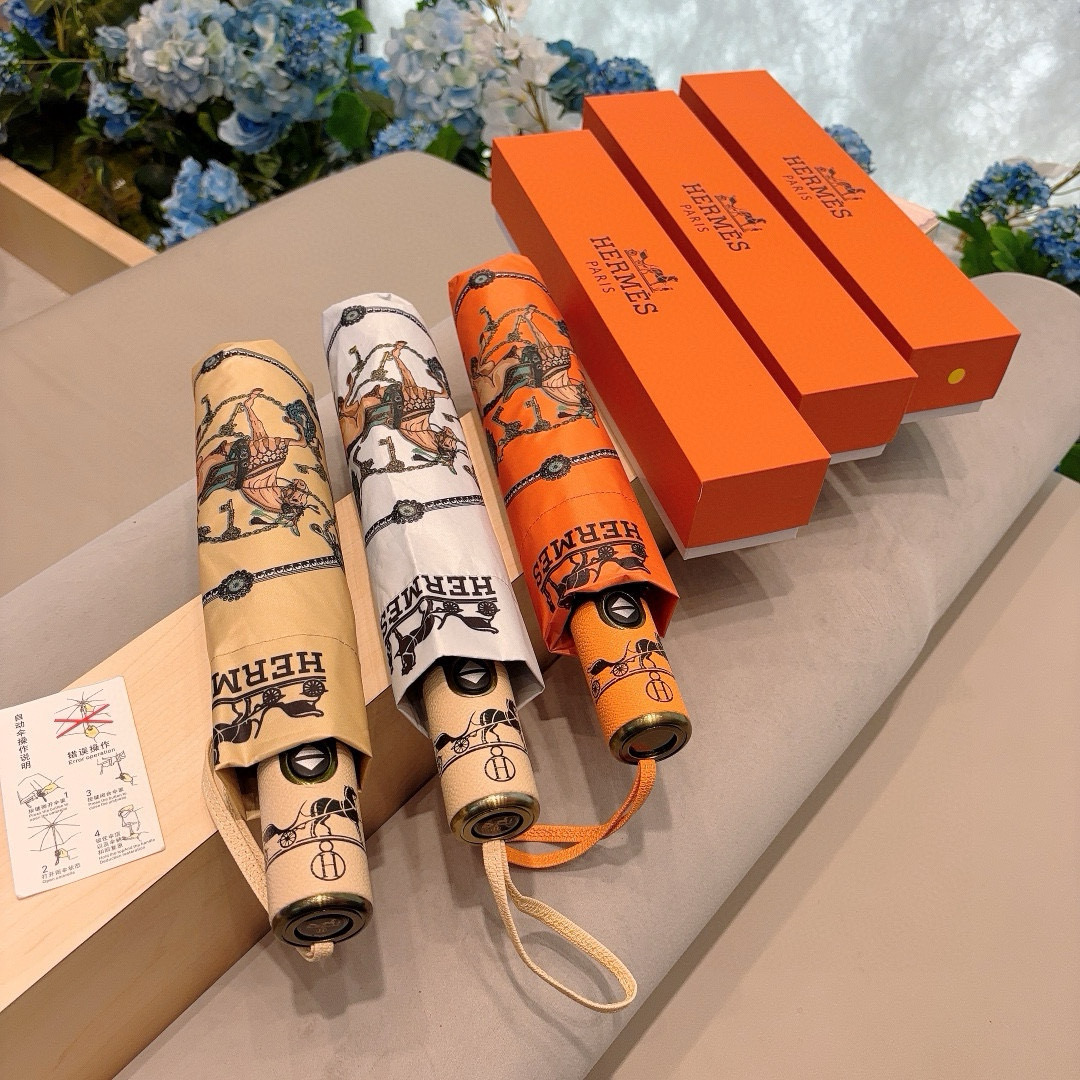     爱马仕（Hermès）  链条马 极品H家三折自动伞重磅呈现 以其精湛的工艺技术和源源不断的想像