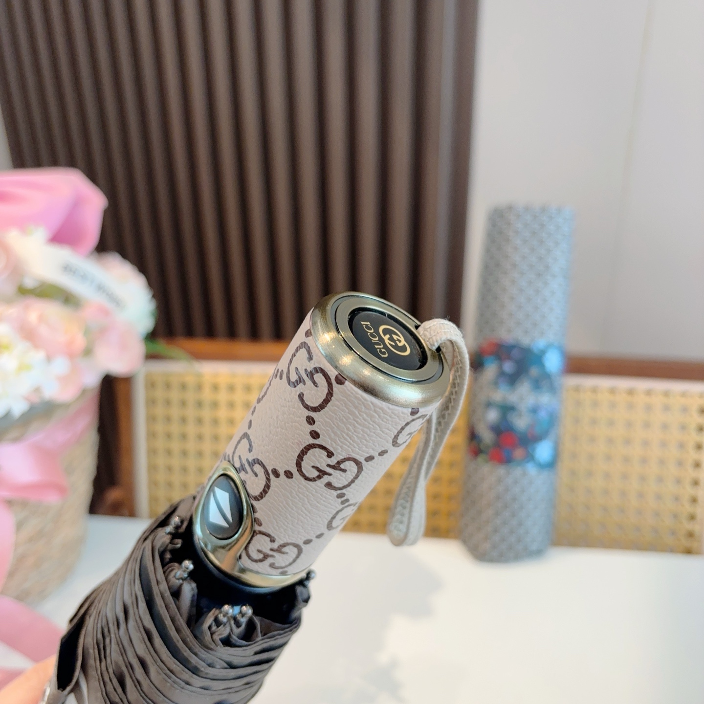 GUCCI（古奇）新款  三折自动折叠晴雨伞 选用台湾进口UV防紫外线伞布 原单代工级品质  🌹