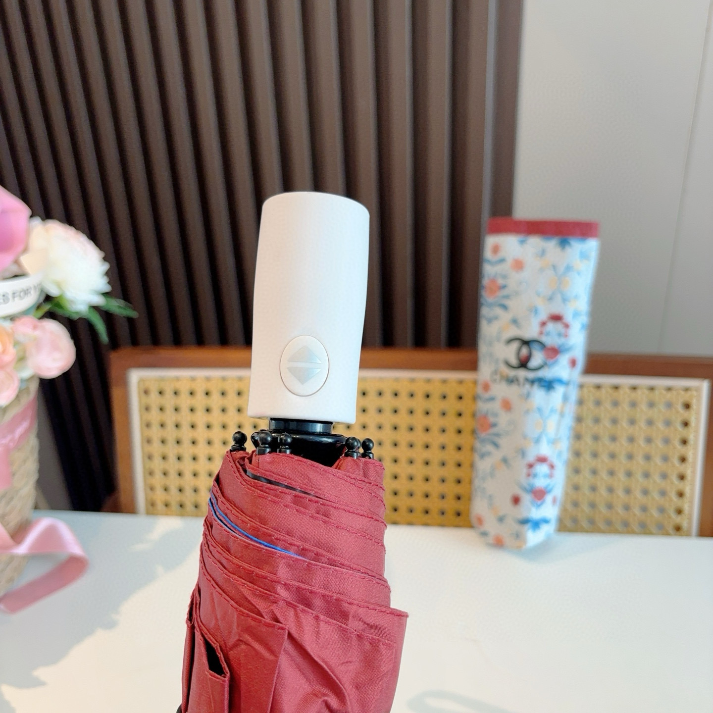  CHANEL香奈儿 三折自动折叠晴雨伞  时尚原单代工品质 细节精致 看得见的品质 打破一成不变 色泽