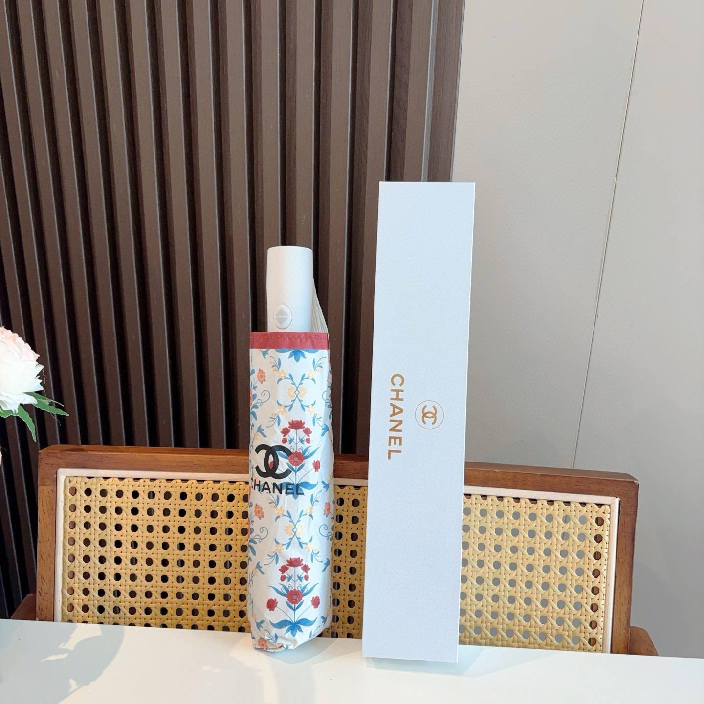  CHANEL香奈儿 三折自动折叠晴雨伞  时尚原单代工品质 细节精致 看得见的品质 打破一成不变 色泽