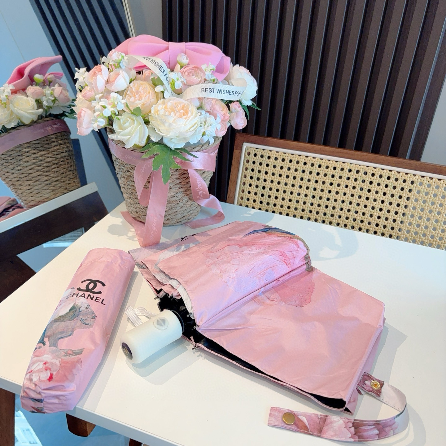  CHANEL香奈儿 三折自动折叠晴雨伞  时尚原单代工品质 细节精致 看得见的品质 打破一成不变 色泽