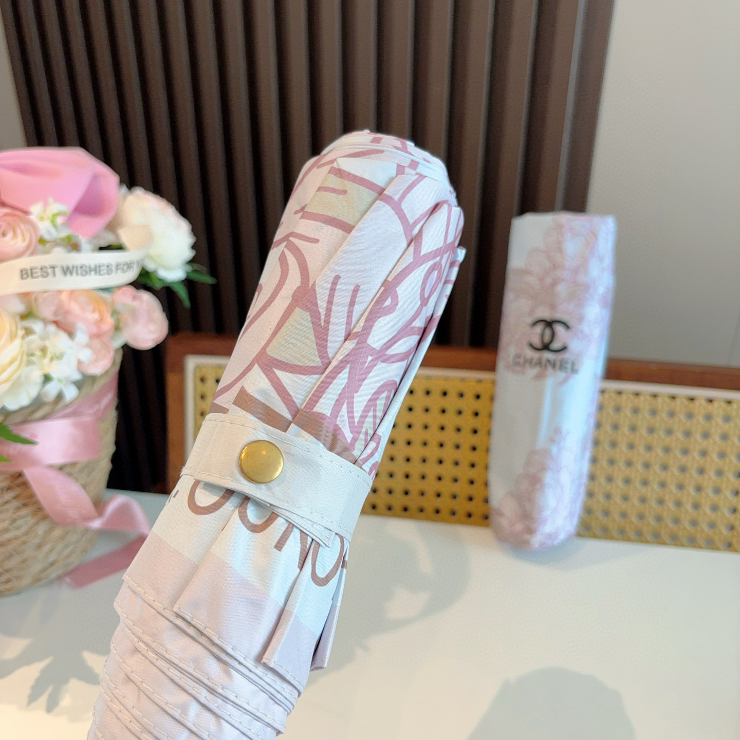 CHANEL香奈儿 三折自动折叠晴雨伞  时尚原单代工品质 细节精致 看得见的品质 打破一成不变 色泽