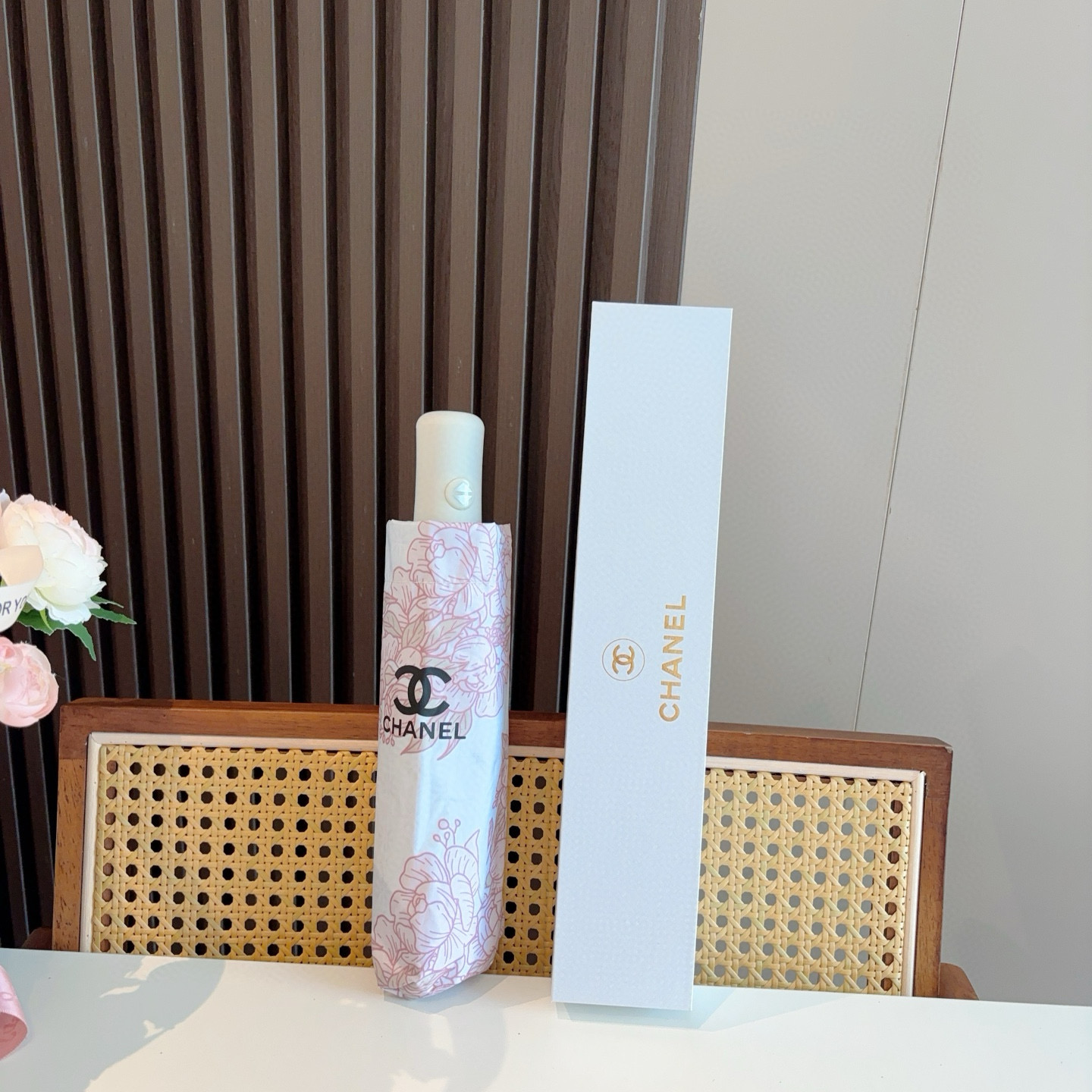  CHANEL香奈儿 三折自动折叠晴雨伞  时尚原单代工品质 细节精致 看得见的品质 打破一成不变 色泽
