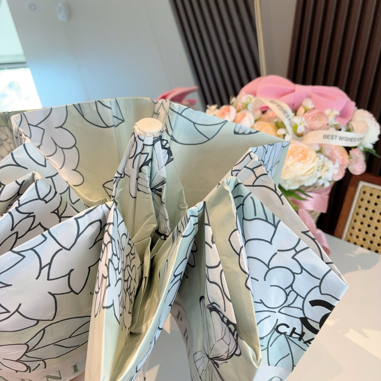  CHANEL香奈儿 三折自动折叠晴雨伞  时尚原单代工品质 细节精致 看得见的品质 打破一成不变 色泽