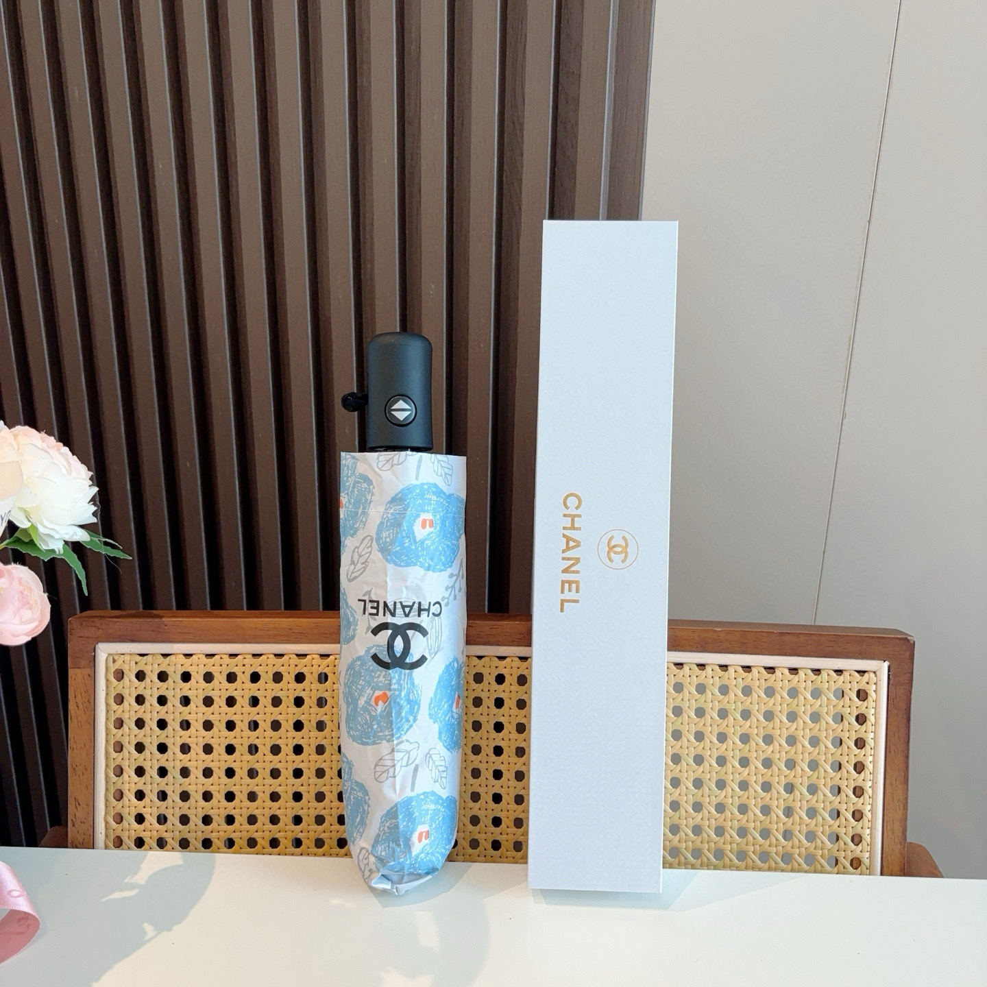  CHANEL香奈儿 三折自动折叠晴雨伞  时尚原单代工品质 细节精致 看得见的品质 打破一成不变 色泽