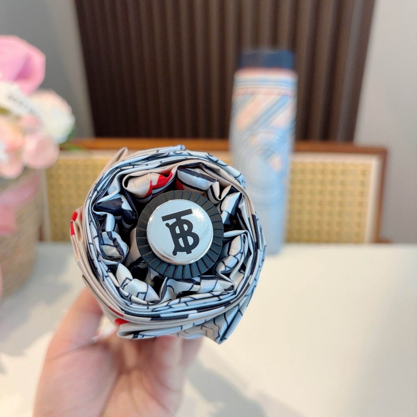  BURBERRY（巴宝莉） 三折自动折叠晴雨伞 年度巅峰之作 经典 高雅 时髦 这就是被称为英国BUR