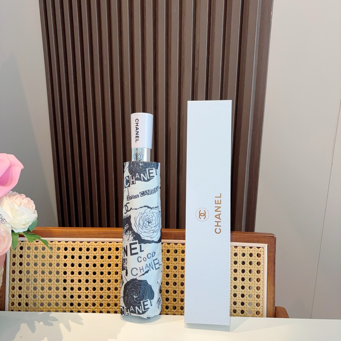  CHANEL（香奈儿）三折自动折叠晴雨伞 选用台湾进口UV防紫外线伞布 原单代工级品质  