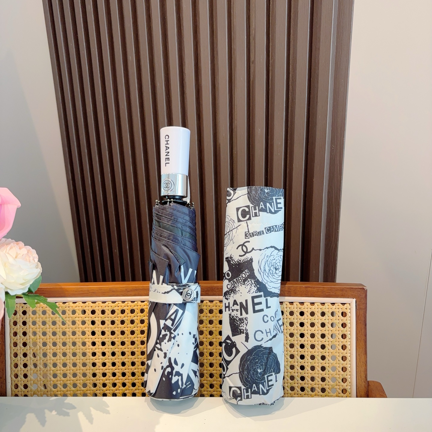  CHANEL（香奈儿）三折自动折叠晴雨伞 选用台湾进口UV防紫外线伞布 原单代工级品质  
