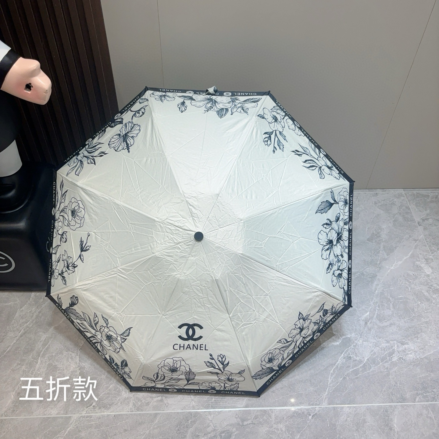  CHANEL（香奈儿）五折手动折叠晴雨伞 选用台湾进口UV防紫外线伞布 原单代工级品质  🌹