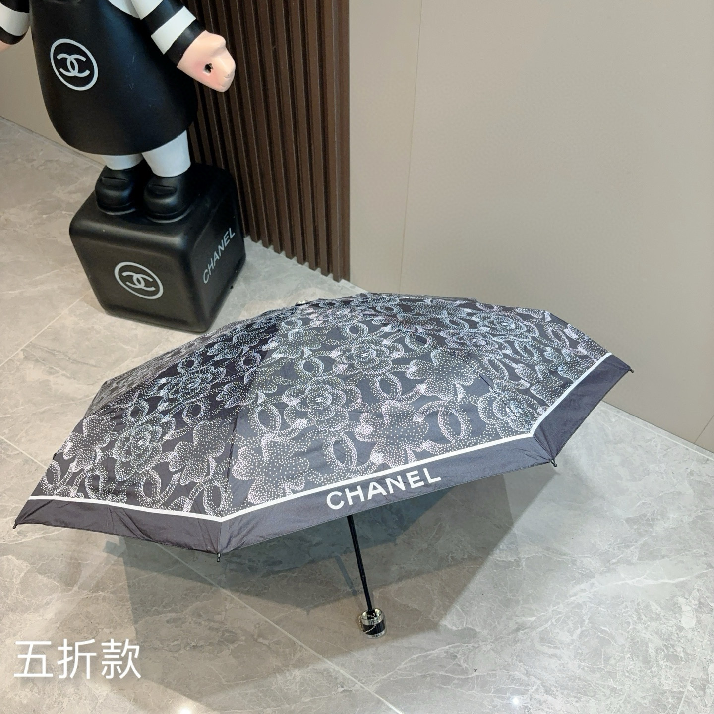  CHANEL（香奈儿）五折手动折叠晴雨伞 选用台湾进口UV防紫外线伞布 原单代工级品质  🌹