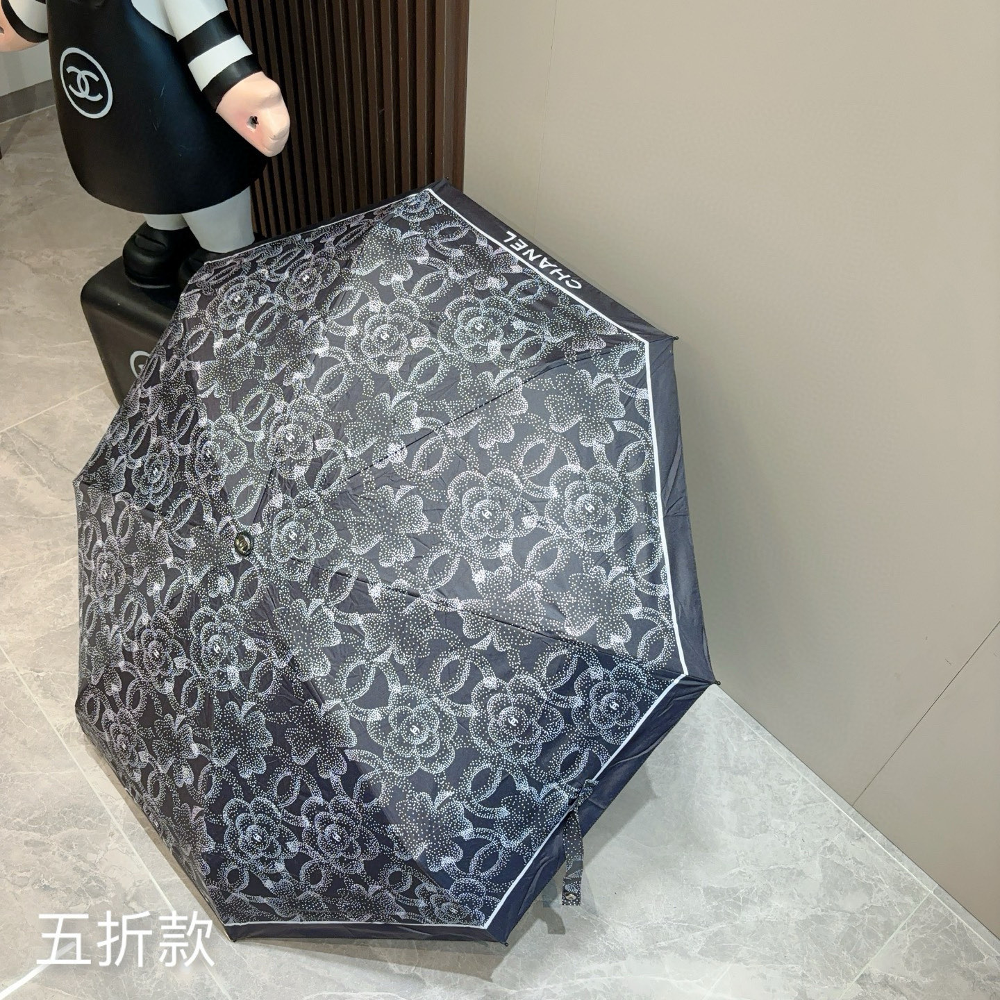  CHANEL（香奈儿）五折手动折叠晴雨伞 选用台湾进口UV防紫外线伞布 原单代工级品质  🌹