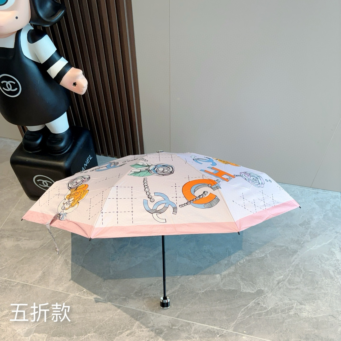  CHANEL（香奈儿）五折手动折叠晴雨伞 选用台湾进口UV防紫外线伞布 原单代工级品质  🌹
