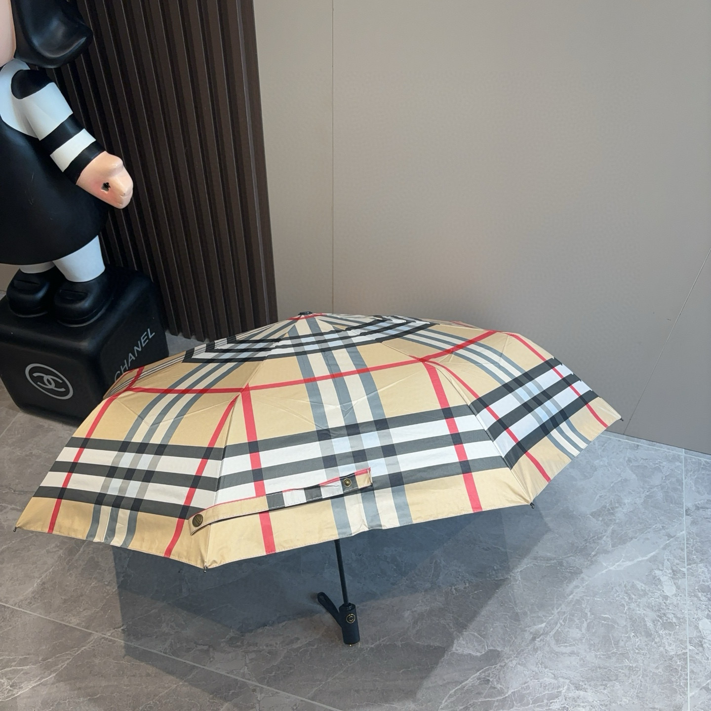  BURBERRY（巴宝莉） 三折自动折叠晴雨伞 年度巅峰之作 经典 高雅 时髦 这就是被称为英国BUR