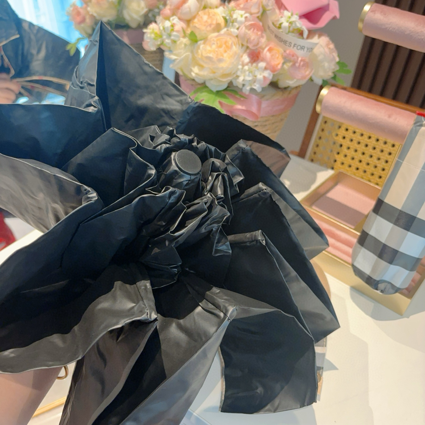  BURBERRY（巴宝莉）经典格纹 五折手动折叠晴雨伞 选用台湾进口UV防紫外线伞布 原单代工级品质 