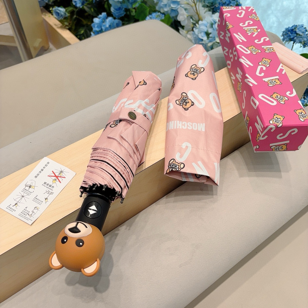  Moschino（莫斯奇诺）字母熊头 三折自动伞设计师Franco Moschino以自己的名字命名的