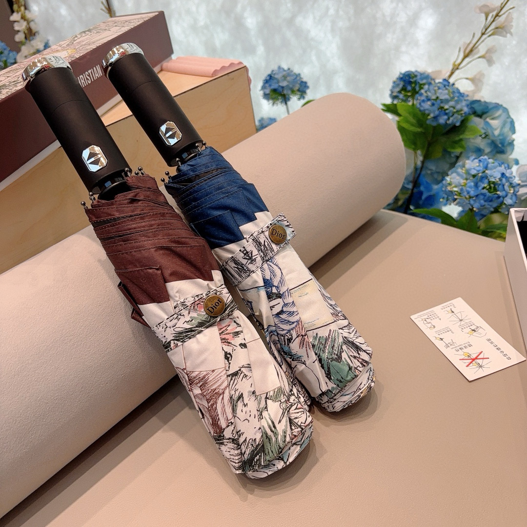  DIOR（迪奥）新款 带灯光 三折自动折叠晴雨伞  时尚原单代工品质 细节精致 看得见的品质 打破一成