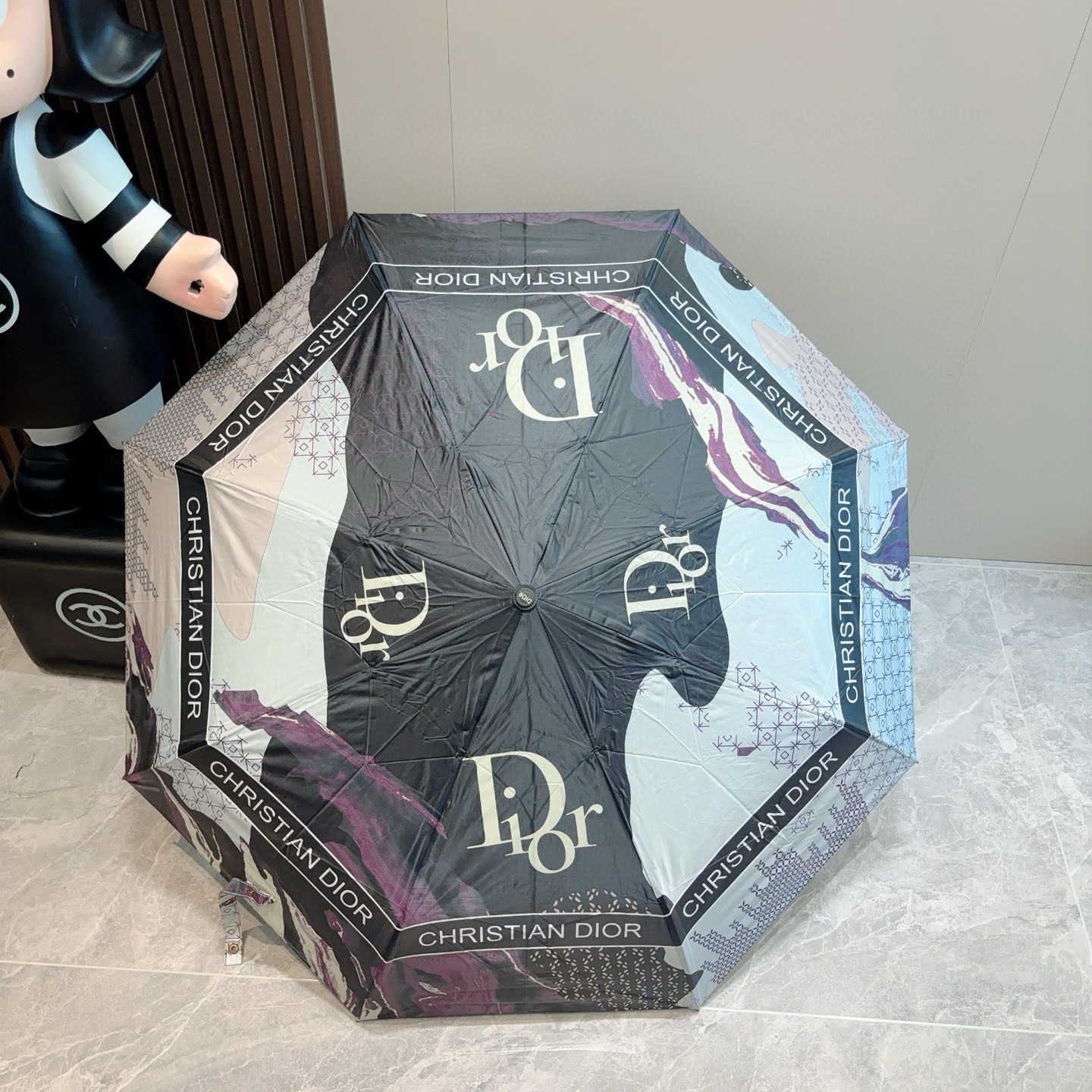  DIOR（迪奥）三折自动折叠晴雨伞  时尚原单代工品质 细节精致 看得见的品质 打破一成不变 色泽纯正