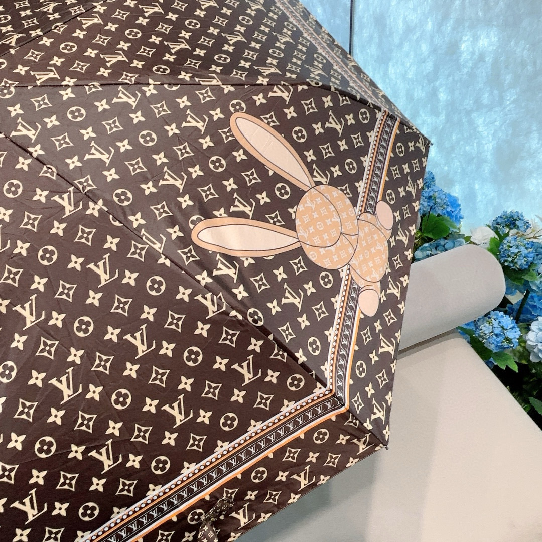  LOUIS VUITTON （路易威登）兔子logo 三折自动折叠晴雨伞 新涂层技术深色伞面 拥有令人