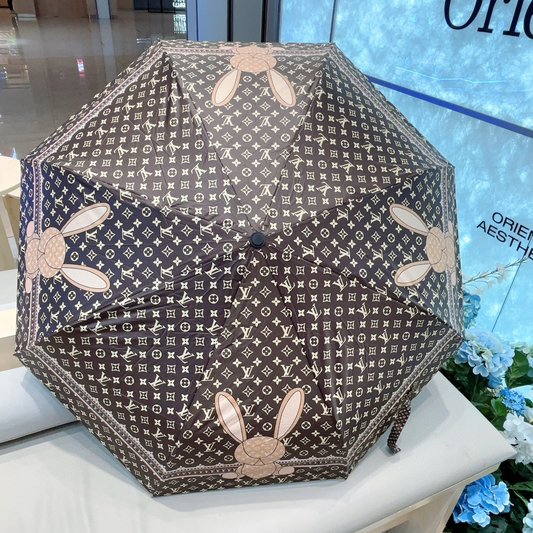  LOUIS VUITTON （路易威登）兔子logo 三折自动折叠晴雨伞 新涂层技术深色伞面 拥有令人