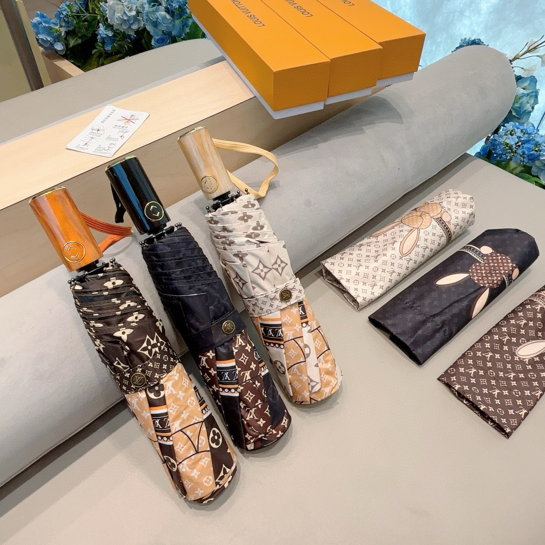  LOUIS VUITTON （路易威登）兔子logo 三折自动折叠晴雨伞 新涂层技术深色伞面 拥有令人