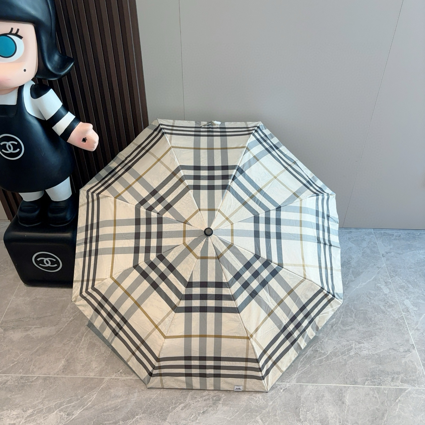  BURBERRY（巴宝莉） 三折自动折叠晴雨伞 年度巅峰之作 经典 高雅 时髦 这就是被称为英国BUR