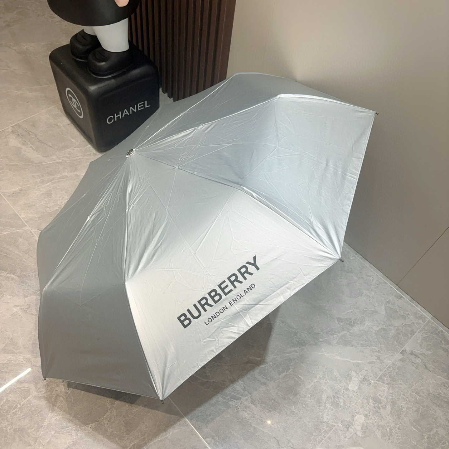   BURBERRY（巴宝莉） 三折自动折叠晴雨伞 年度巅峰之作 经典 高雅 时髦 这就是被称为英国BU