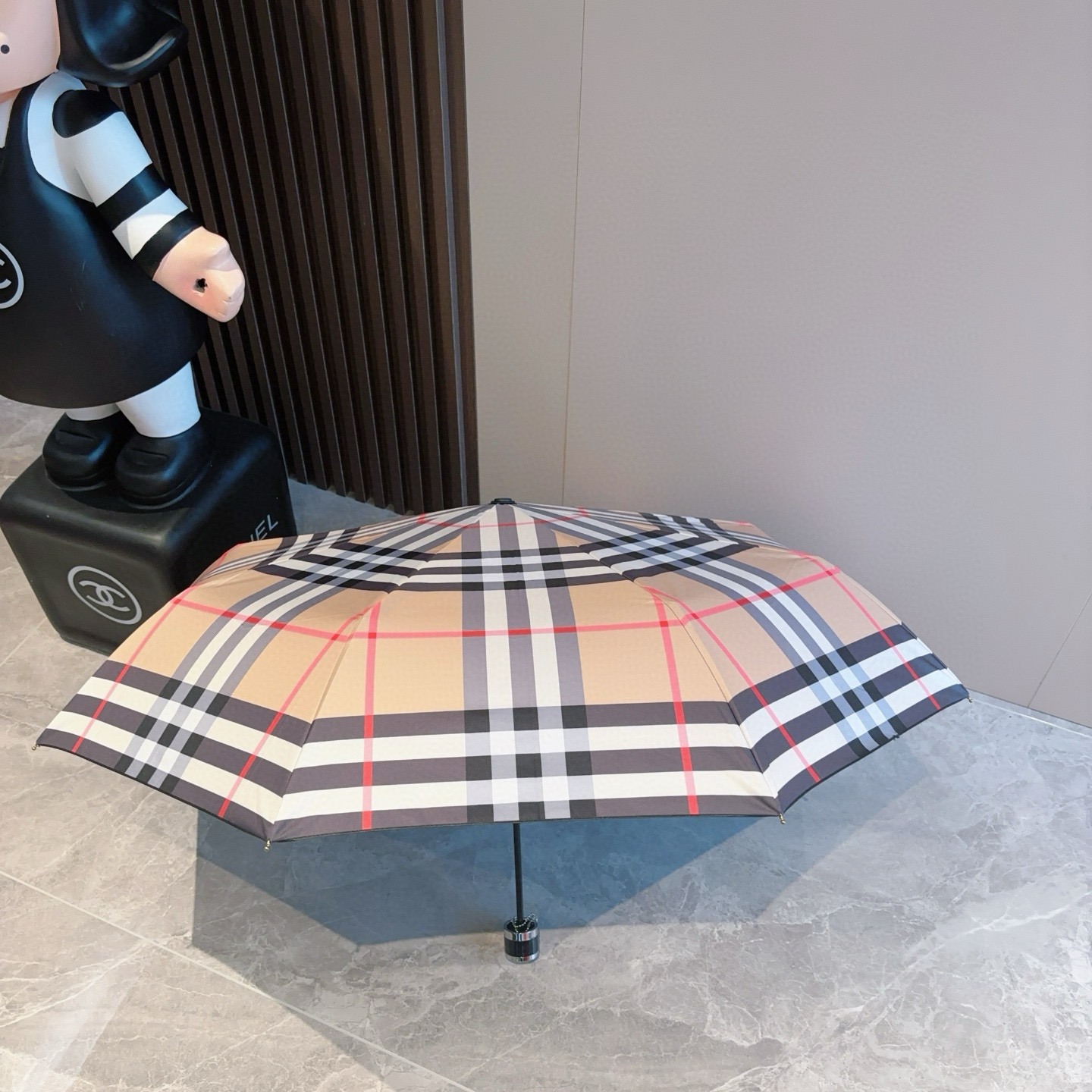  BURBERRY（巴宝莉） 三折自动折叠晴雨伞 年度巅峰之作 经典 高雅 时髦 这就是被称为英国BUR