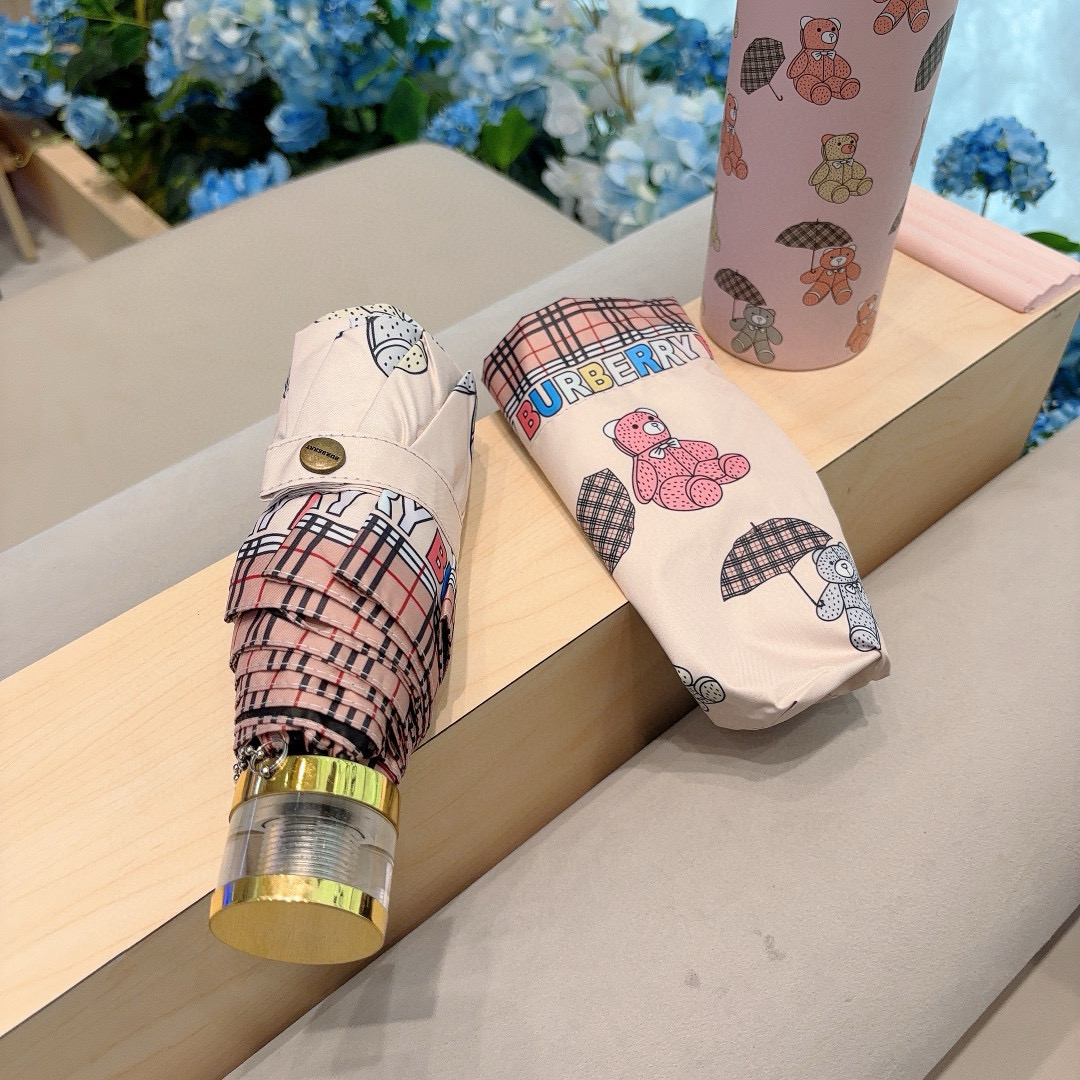  BURBERRY（巴宝莉）水晶柄 五折手动折叠晴雨伞 选用台湾进口UV防紫外线伞布 原单代工级品质  