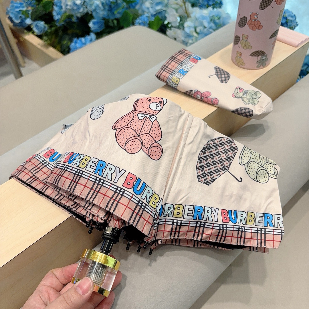  BURBERRY（巴宝莉）水晶柄 五折手动折叠晴雨伞 选用台湾进口UV防紫外线伞布 原单代工级品质  