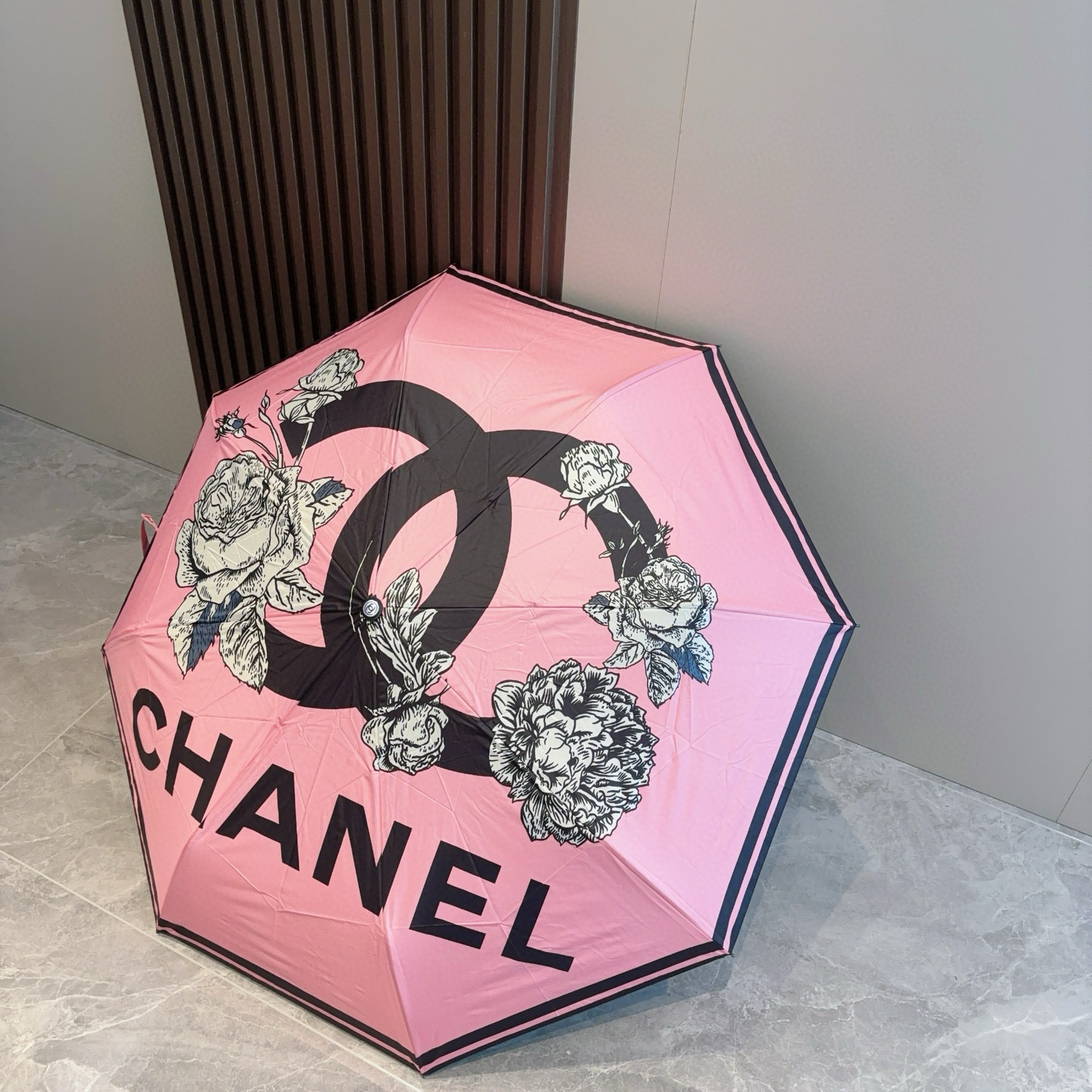   CHANEL（香奈儿） 新款玫瑰花头柄三折自动折叠晴雨伞 选用台湾进口UV防紫外线伞布 原单代工级品