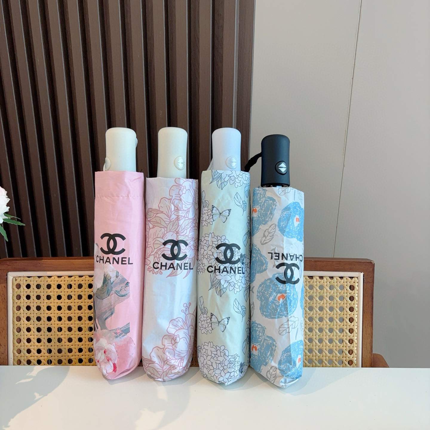  CHANEL香奈儿 三折自动折叠晴雨伞  时尚原单代工品质 细节精致 看得见的品质 打破一成不变 色泽