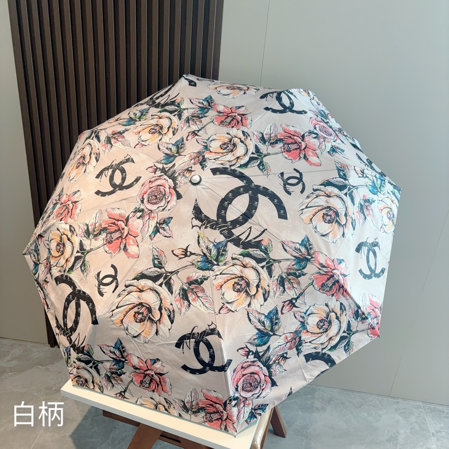  CHANEL香奈儿 三折自动折叠晴雨伞  时尚原单代工品质 细节精致 看得见的品质 打破一成不变 色泽
