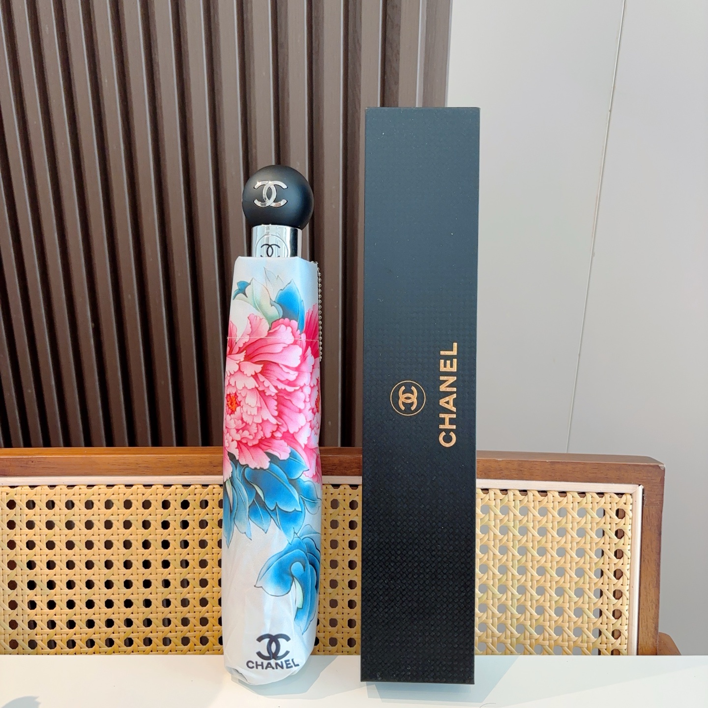  CHANEL香奈儿 三折自动折叠晴雨伞  时尚原单代工品质 细节精致 看得见的品质 打破一成不变 色泽
