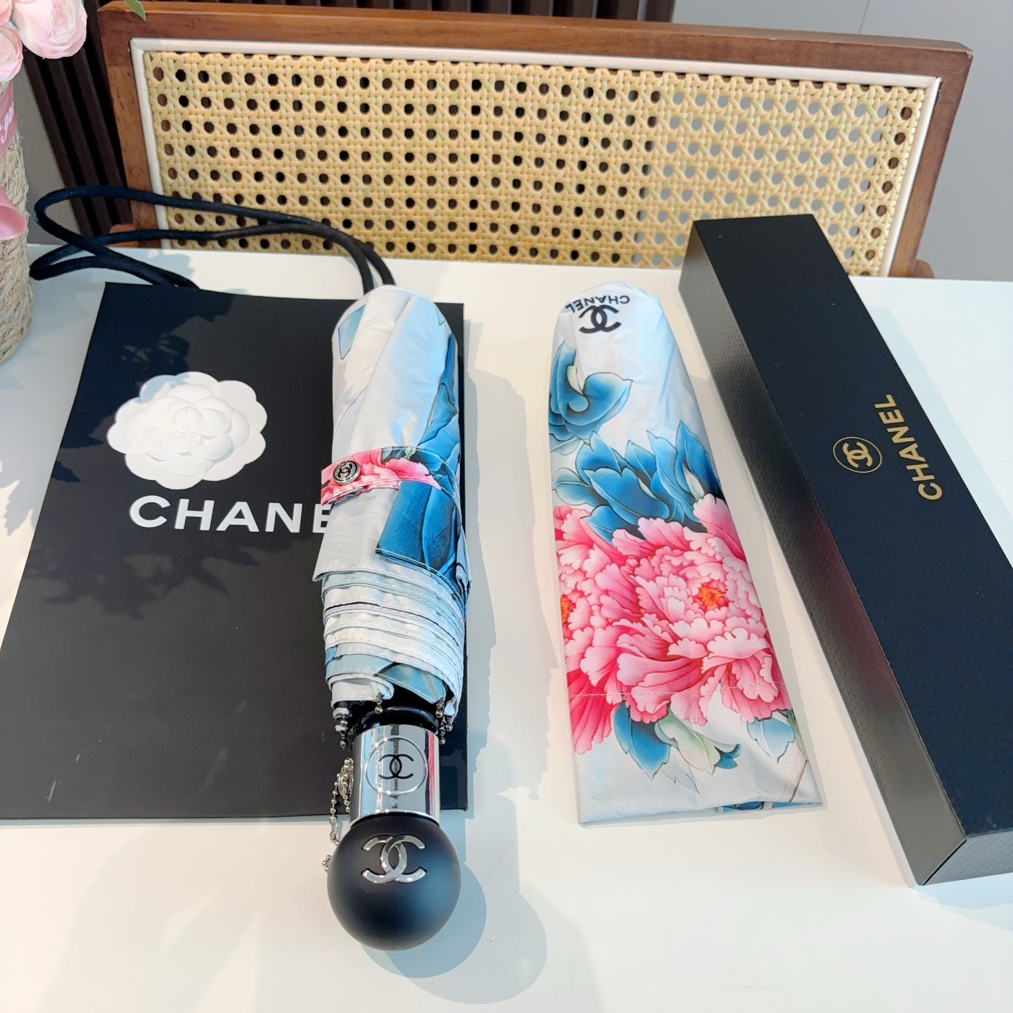  CHANEL香奈儿 三折自动折叠晴雨伞  时尚原单代工品质 细节精致 看得见的品质 打破一成不变 色泽