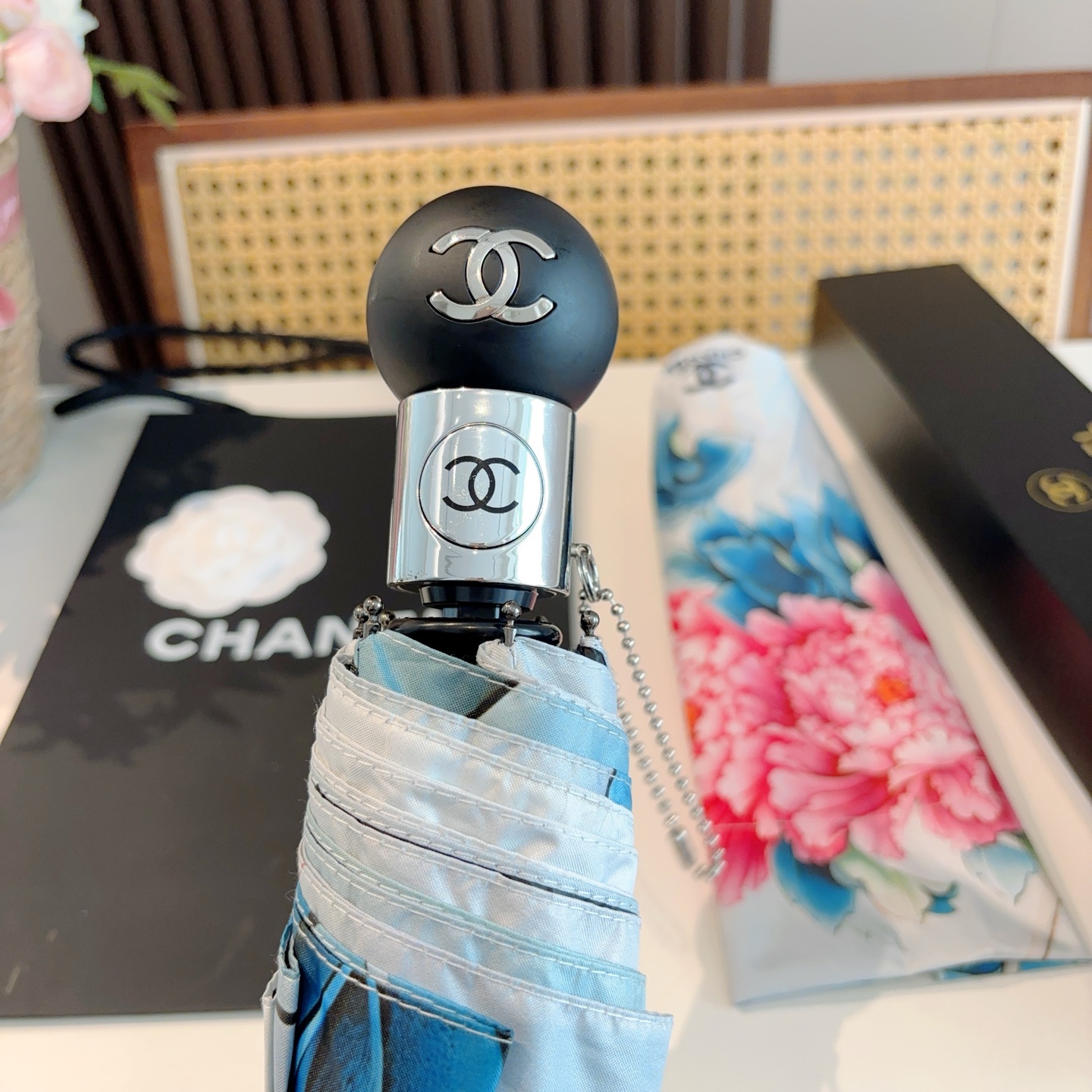  CHANEL香奈儿 三折自动折叠晴雨伞  时尚原单代工品质 细节精致 看得见的品质 打破一成不变 色泽